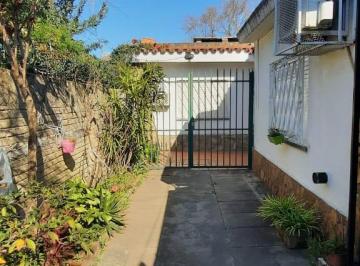 Casa de 4 ambientes, Rosario · Se Vende Casa en Freyre 1149