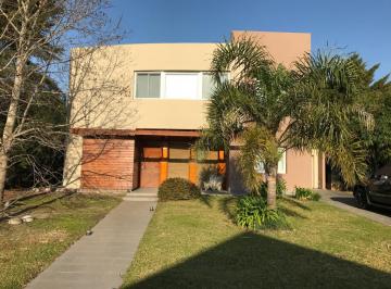 Casa de 6 ambientes, Berazategui · Casa | Venta | Abril Club de Campo