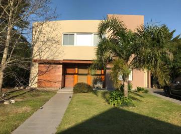 Casa de 6 ambientes, Berazategui · Casa | Venta | Abril Club de Campo