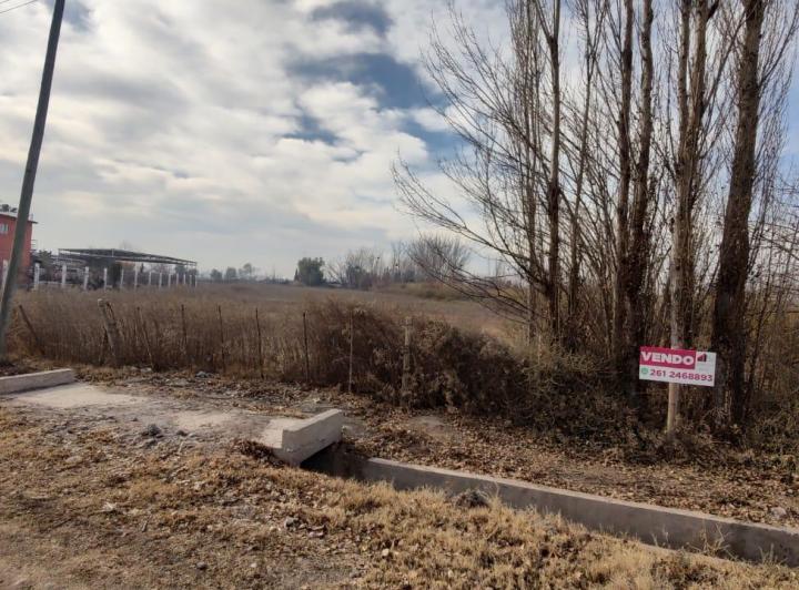 Terreno · 8500m²