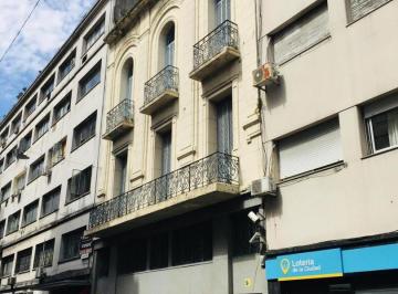 Casa · 800m² · 800 m² - Salta 238