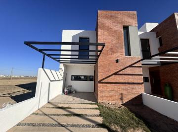 Casa · 108m² · 5 Ambientes · Vendo Duplex - a Estrenar - Rincones de Manantiales - 3 Dorm