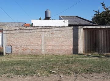 Casa · 120m² · 4 Ambientes · 2 Cocheras · Casa Multifamiliar (2 en Una) 3 Dor. 2 Baños L. Propio 10x30
