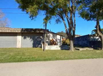 Local comercial · 150m² · 1 Dormitorio · Venta Galpon con Loza y Vivienda, mar del Plata