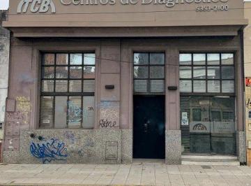 Local comercial , Lomas de Zamora · Importante Propiedad con Consultorios - Banfield