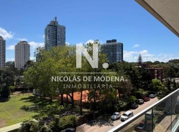 Foto1 · Vende Impecable Apartamento de 2 Dorm. en Brava, Punta del Este.