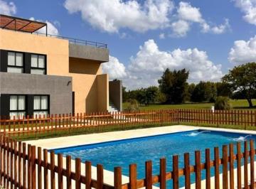 Departamento · 90m² · 3 Ambientes · 2 Cocheras · Venta Medal Amplio Depto Al Golf de 3 Ambientes 108 m² con Amplio Jardin