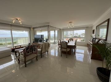 Foto1 · Apartamento en Mansa, 3 Suites Más Dependencia