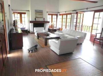 Foto1 · Casa con Gran Parque - 6 Dorm.