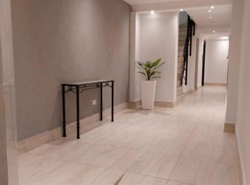 Departamento en Alquiler de 4 ambientes Belgrano Chico · Hermoso Semipiso en Bajo Belgrano