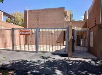 PH de 4 ambientes, Godoy Cruz · A Estrenar Departamento en Complejo Cerrado 5 Unidades