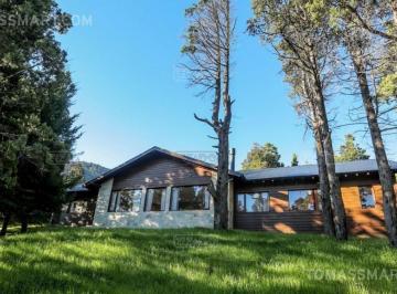 Casa · 275m² · 6 Ambientes · Casa - Arelauquen