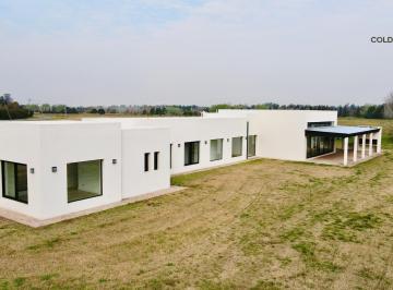 Campo · 277m² · 5 Ambientes · Chacra en Las Vizcacha