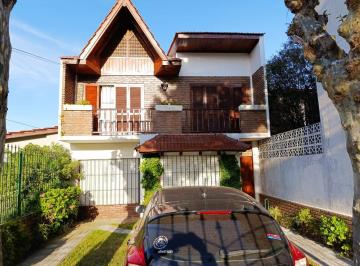 Casa · 80m² · 3 Ambientes · 1 Cochera · Casa en San Bernardo del Tuyu