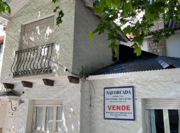 Casa · 70m² · 3 Ambientes · Casa en Esquina S/lote Propio de 58 m² - Ideal Uso Prof.