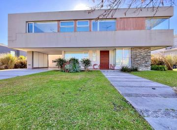 Casa · 385m² · 7 Ambientes · 5 Cocheras · Venta Casa 7 Amb, Terravista, General Rodríguez