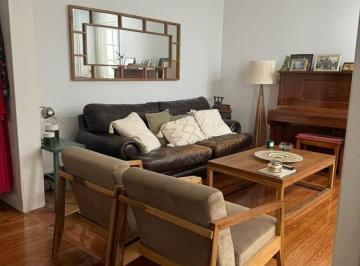 PH · 130m² · 4 Ambientes · Casa Triplex en Venta en Coghlan, Capital Federal, Buenos Aires