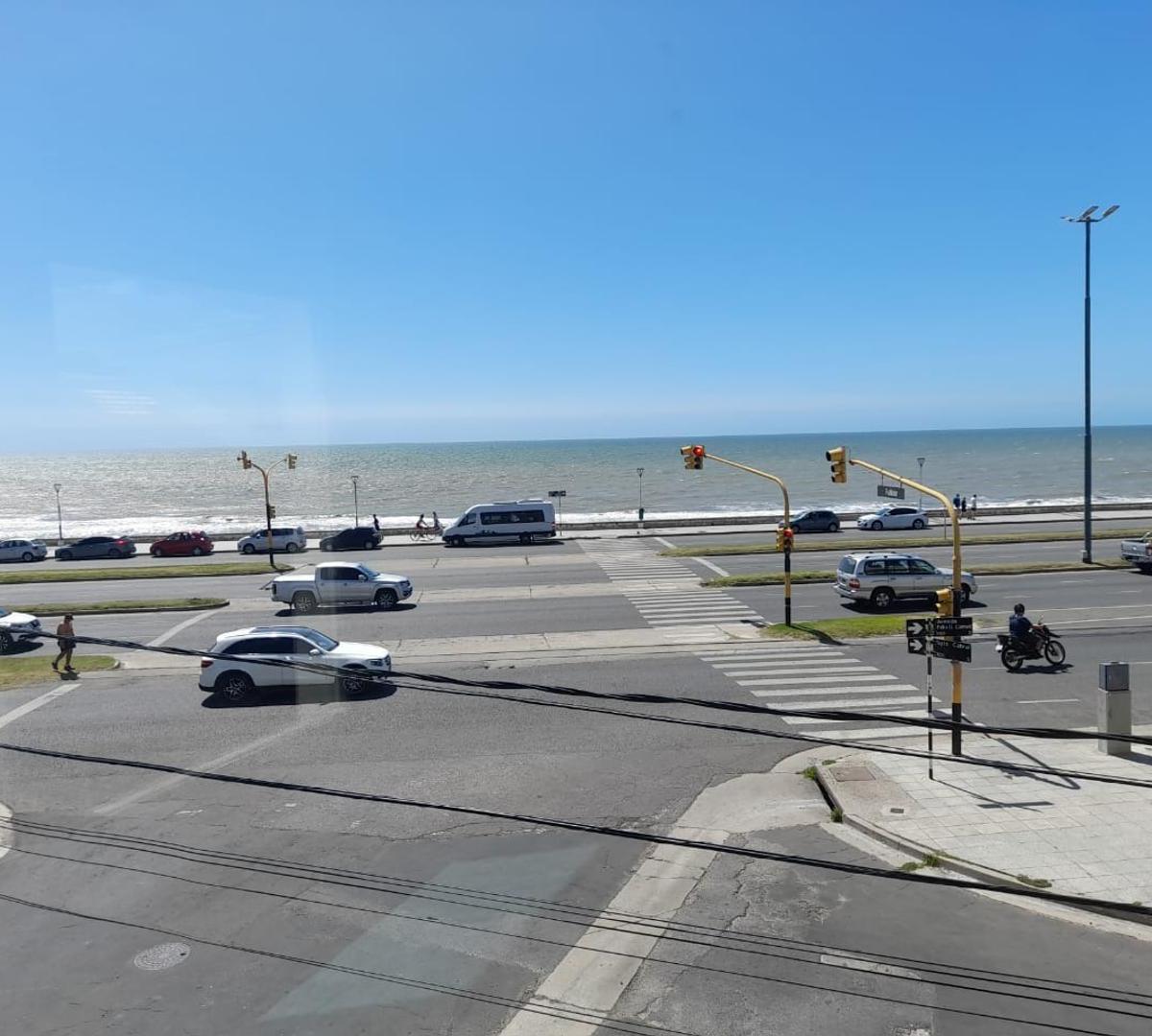 Departamento de 2 ambientes con cochera cubierta — La Perla