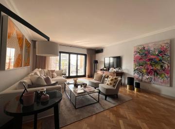 Departamento de 4 ambientes, Recoleta · Único Departamento de Lujo Sobre Av Alvear! Precio Paquete!