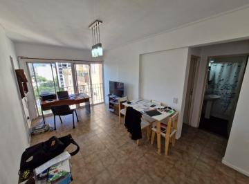 Departamento de 2 ambientes, Lanús · Arturo Bas 135