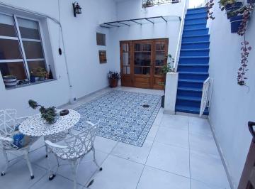 PH de 4 ambientes, Flores · Oportunidad PH en Venta Dueño Directo Sin Expensas. Todo Renovado en Flores N.