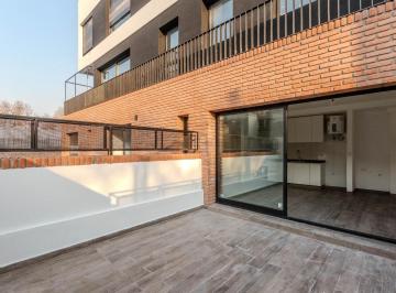 Departamento · 50m² · 2 Ambientes · A Estrenar, Patio Terraza, Luminoso, Bien Terminado