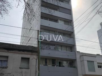 Departamento de 1 ambiente, La Plata · Monoambiente en Alquiler - Calle 42 E/ 8 y 9 - La Plata
