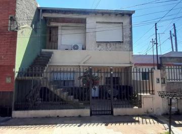 PH · 69m² · 5 Ambientes · PH en Tablada