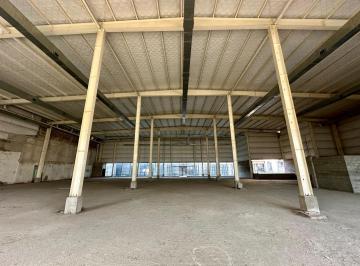 Edificio · 2200m² · Nave Industrial de 2800 m² en Floresta