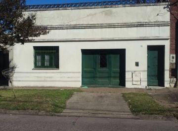 Casa de 3 ambientes, Almirante Brown · Casa 3 Amb - Mármol - Apto Crédito