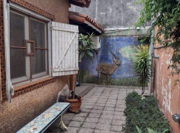 PH de 3 ambientes, Tres de Febrero · Venta Amplio PH 3 1/2 Amb, por Pasillo Al Fondo, Zona Loma Hermosa