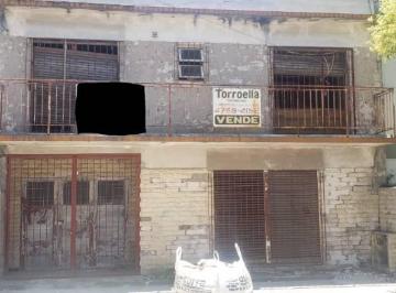 Casa de 6 ambientes, Tres de Febrero · Oportunidad Constructor o Inversor