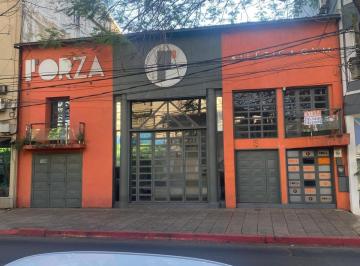 Local comercial · 630m² · Vendo Amplio Local Centrico en Posadas