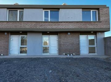 Casa de 3 ambientes, Añelo · Duplex a Estrenar en Añelo!