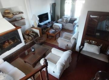 Casa · 300m² · 4 Ambientes · Casa PH en Turdera