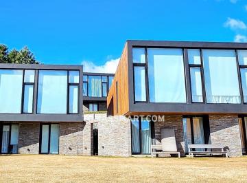 Casa · 150m² · 4 Ambientes · 1 Cochera · One Arelauquen - Casas del Polo