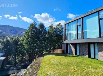Casa · 160m² · 5 Ambientes · 1 Cochera · One Arelauquen - Casas del Polo