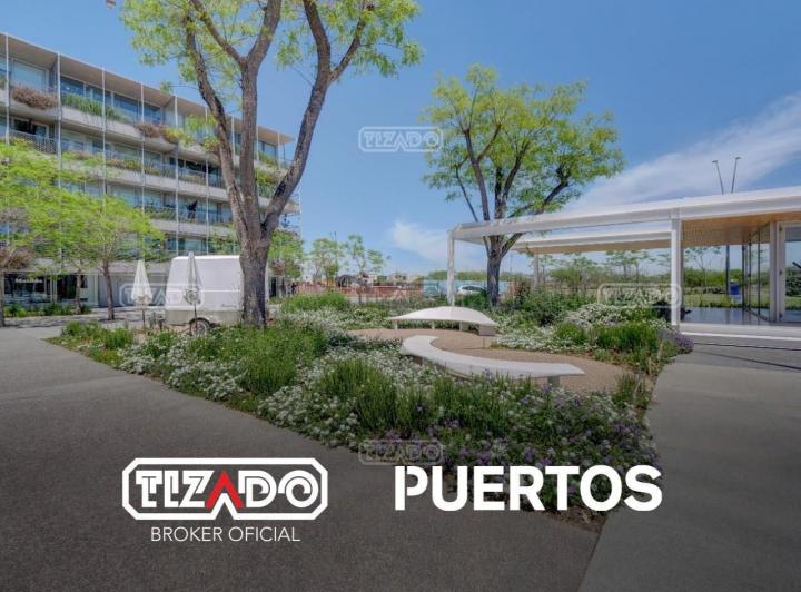 Terreno · 1051m²