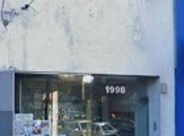 Local comercial · 220m² · Venta Local con Oficinas - Villa Luzuriaga