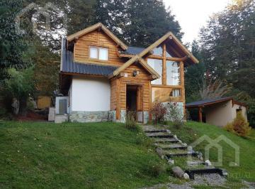 Casa · 80m² · 3 Ambientes · 1 Cochera · Hermosa Casa en Villa Correntoso