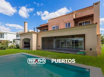 Casa · 240m² · 4 Ambientes · 1 Cochera · Casa en Venta en Marinas, Puertos, Escobar