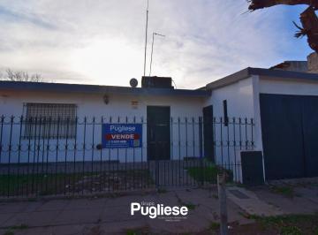 Casa · 140m² · 5 Ambientes · 3 Cocheras · En Venta Apta Credito