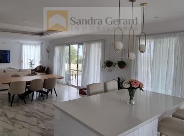 Casa de 4 ambientes, San Pedro · Venta - Casa Moderna con Vista Plena Al Paraná | 1.200 m² de Terreno y Pileta| San Pedro