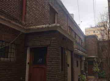 PH de 7 ambientes, Córdoba · Cordoba Centro Casa en Venta de 3 Dorm. en PH