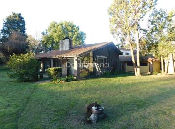 Casa · 222m² · 4 Ambientes · Casa Chalet en Venta en La Reja, Moreno
