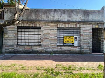 Casa de 5 ambientes, Lanús · Excelente Oportunidad (Casa Para Dos Flias a Reciclar)
