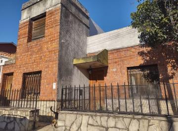 Casa de 4 ambientes, San Isidro · Loria 1740. San Isidro, Boulogne Sur Mer. -