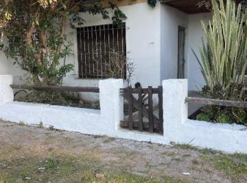 Casa de 4 ambientes, La Plata · Casa en Venta