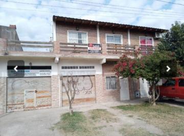 Casa de 4 ambientes, La Matanza · Casa 4 Ambientes con 4 Locales en Venta