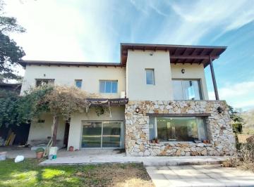 Casa de 6 ambientes, Mar del Plata · Importante Chalet en Venta en Sierra de Los Padres. Gas Natural Conectado.